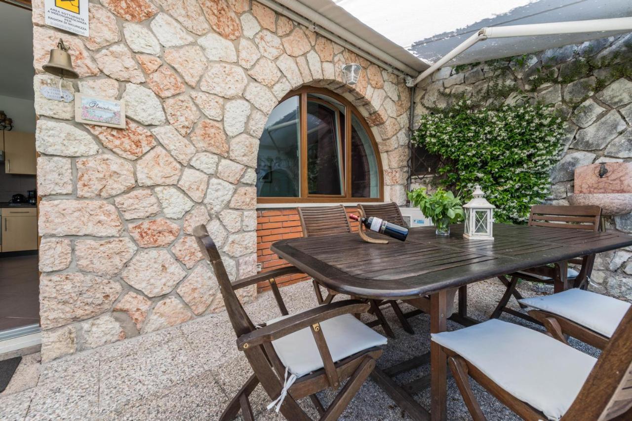 טורי דל בנקו Residence La Mignon Oleandri מראה חיצוני תמונה