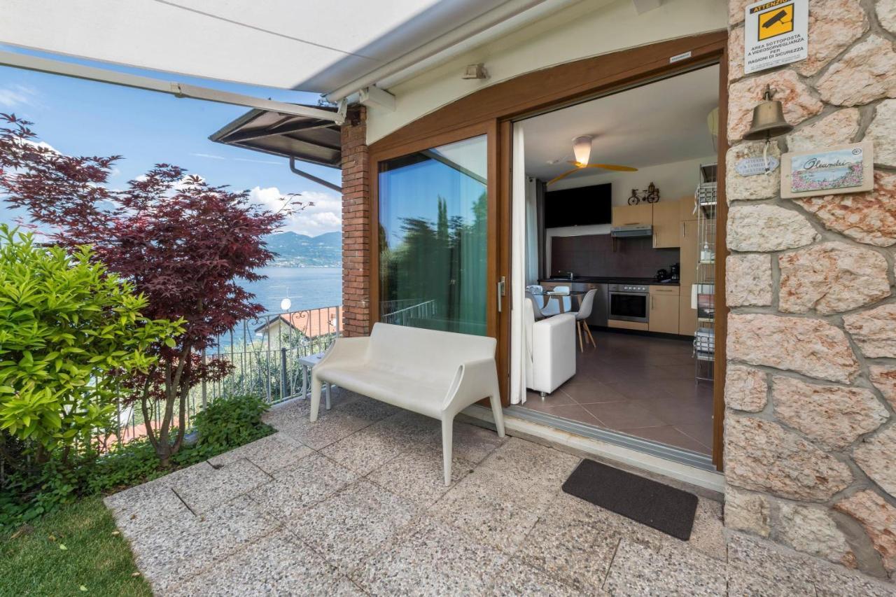 טורי דל בנקו Residence La Mignon Oleandri מראה חיצוני תמונה